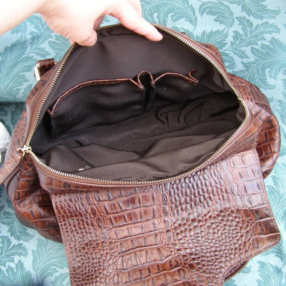 NEW MAZZINI Brown Leather Bag w/Tag Croc Embossed